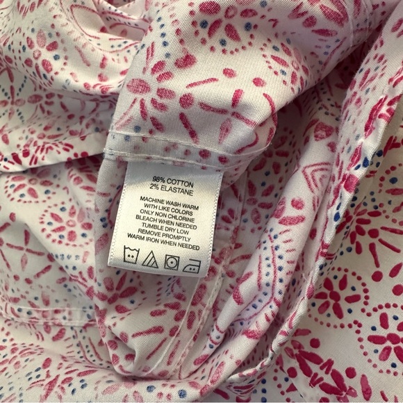 Foxcroft wrinkle free button down shirt, size L - Picture 4 of 6